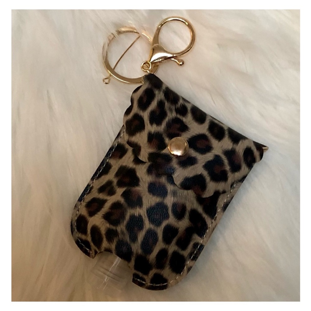 Leopard Print Hand Sanitizer Pouch Key Ring NIP - Picture 4 of 8